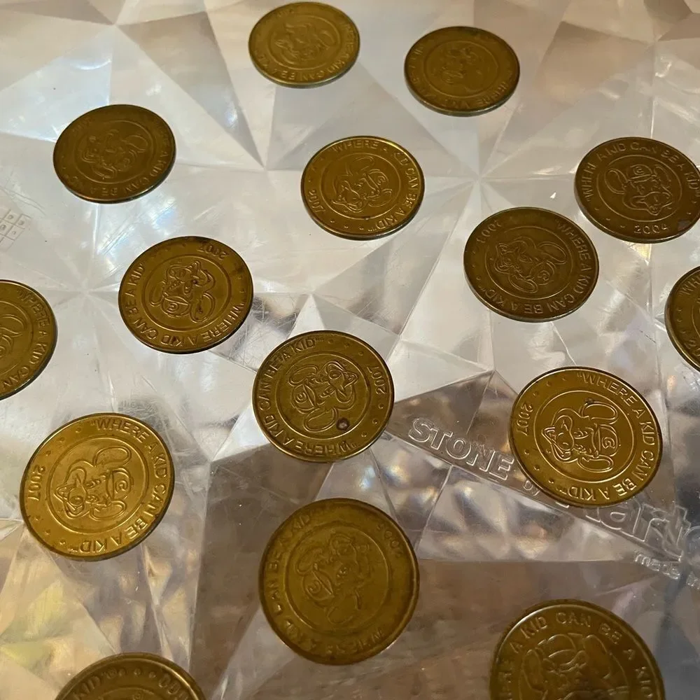 2007 Chuck E. Cheese Coins Lot of 24